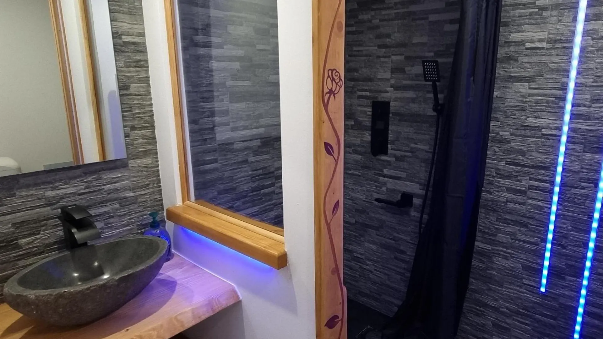 Appartement Romantique Climatise Belorizon - 30 Min De La Mer Pignans 0*,
